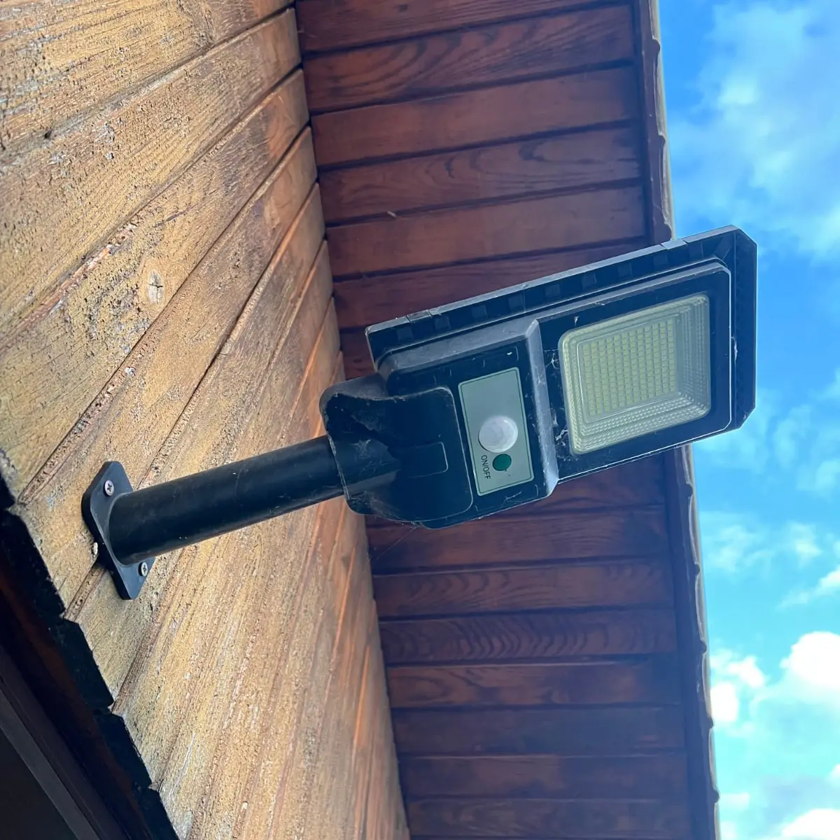 УЛИЧНА СОЛАРНА LED ЛАМПА 115W SHARKLIGHT (Copy) - Image 3